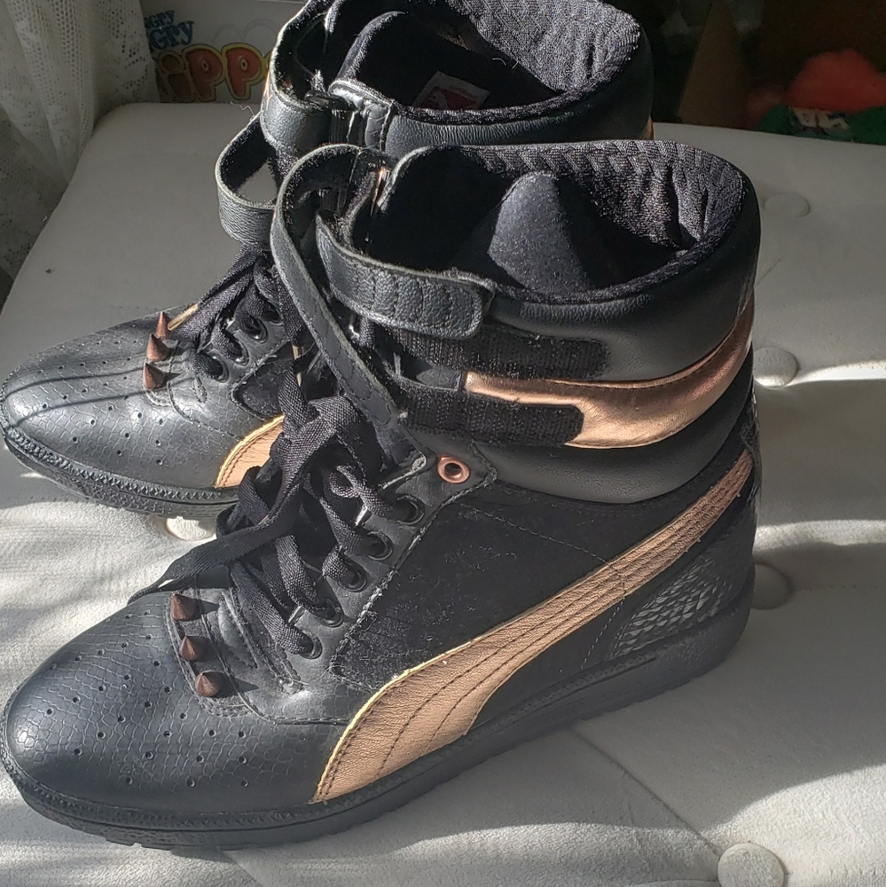 PUMA SPORT WEDGE SNEAKER ROSE GOLD SPIKES HEEL